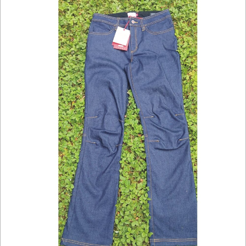 New with tags size XS  Dinem Swix Women's Tavern Stretch Denim Pants
